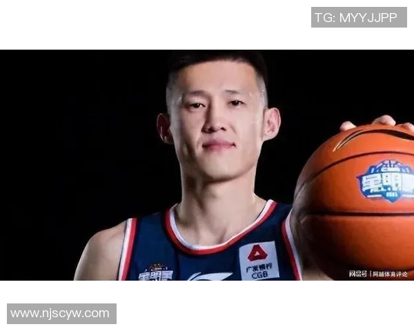 周鹏的篮球生涯回顾与未来展望：从青年才俊到球队核心的成长之路